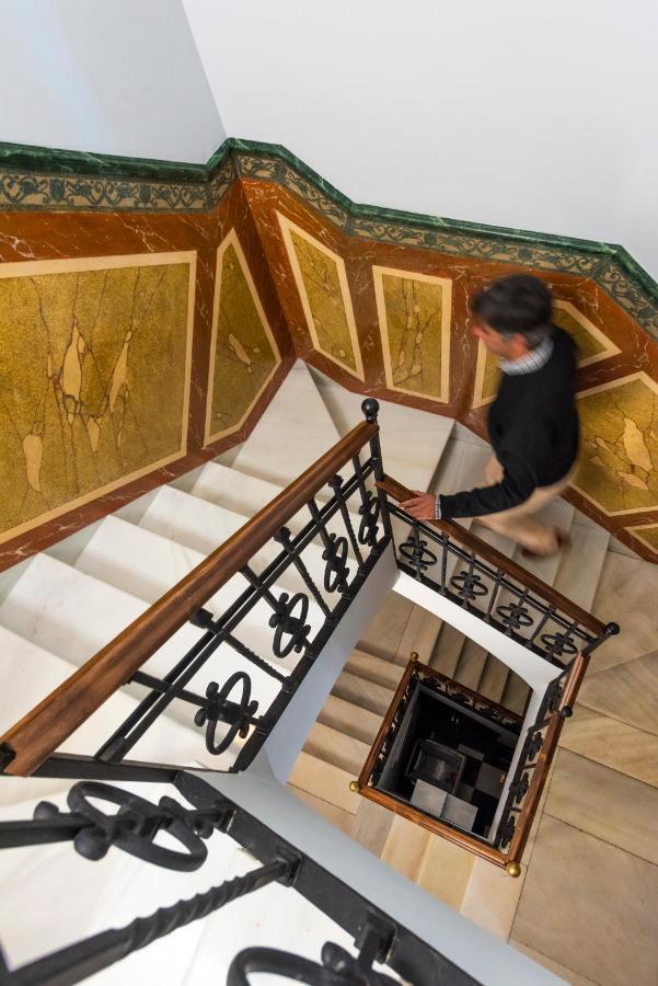 Imperial Luxury Apartment Севілья Екстер'єр фото