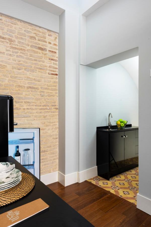 Imperial Luxury Apartment Севілья Екстер'єр фото